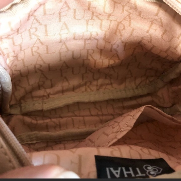 FURLA Crossgrain Cosmetics Bag - Picture 4 of 4